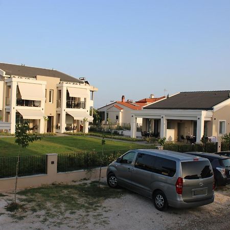 Bianco Mare Studios-Apartments Kalyves Polygyrou ภายนอก รูปภาพ